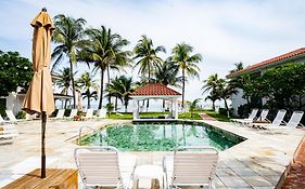 Isla Bonita Yacht Club